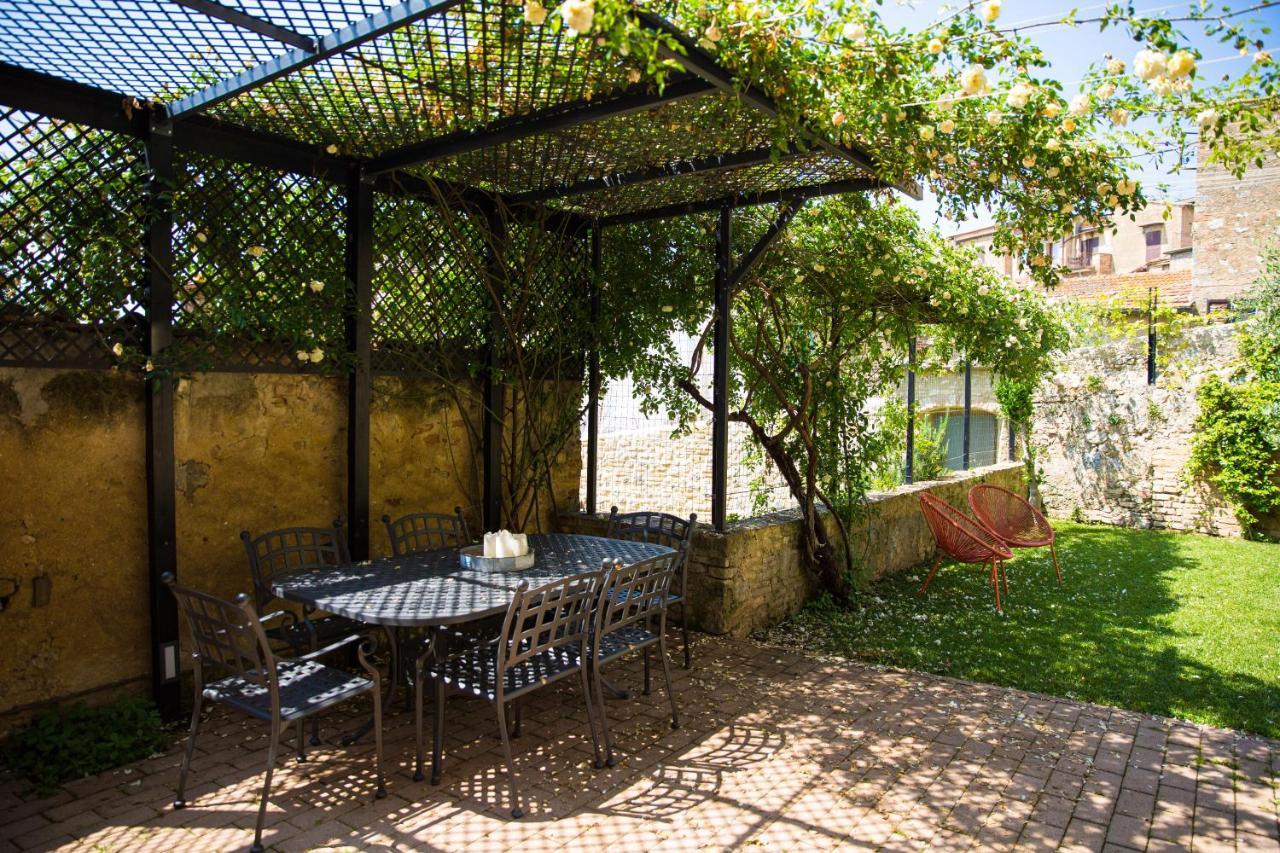 Apartamento The Tower'S Garden San Gimignano Exterior foto