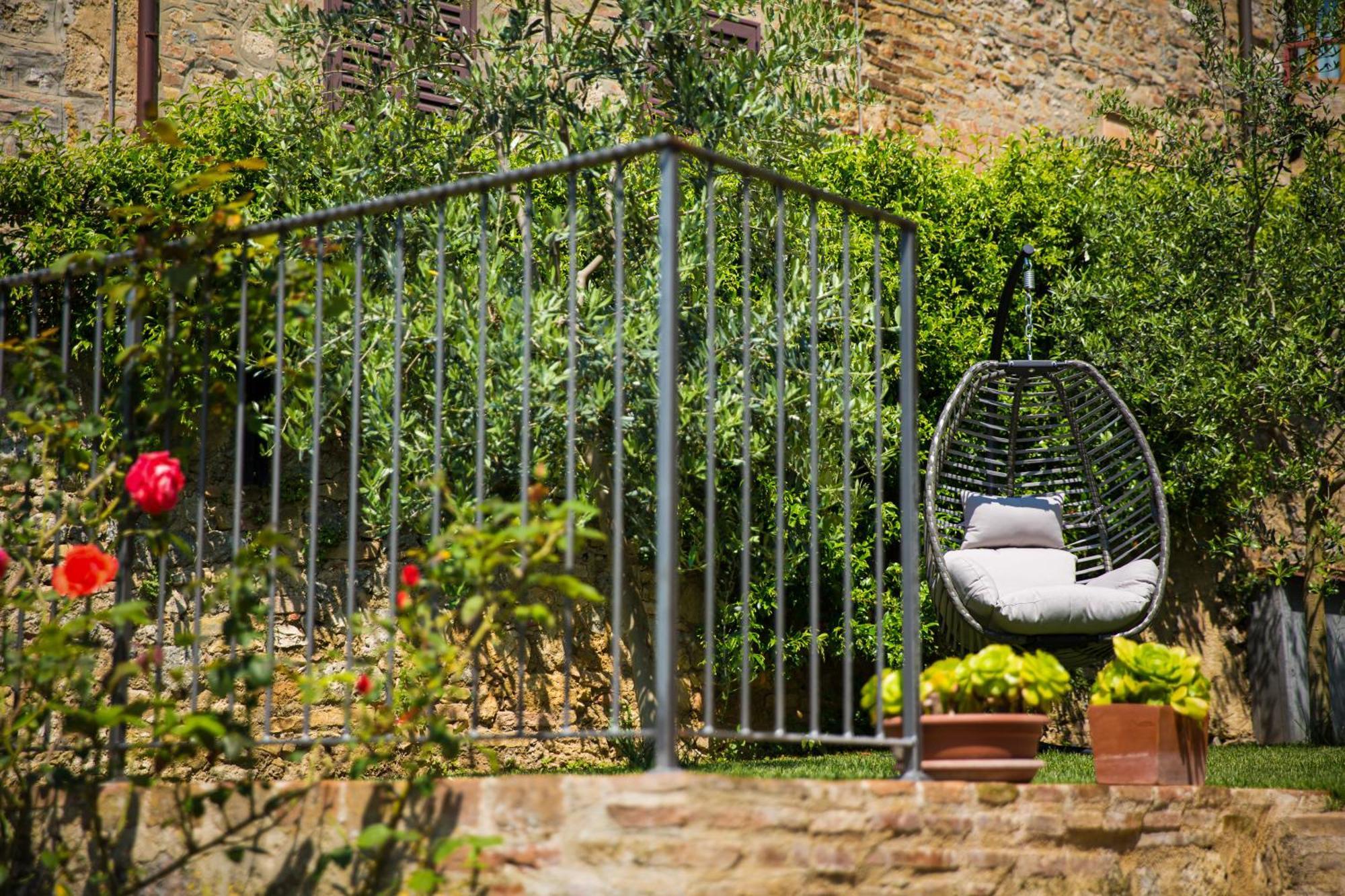 Apartamento The Tower'S Garden San Gimignano Exterior foto