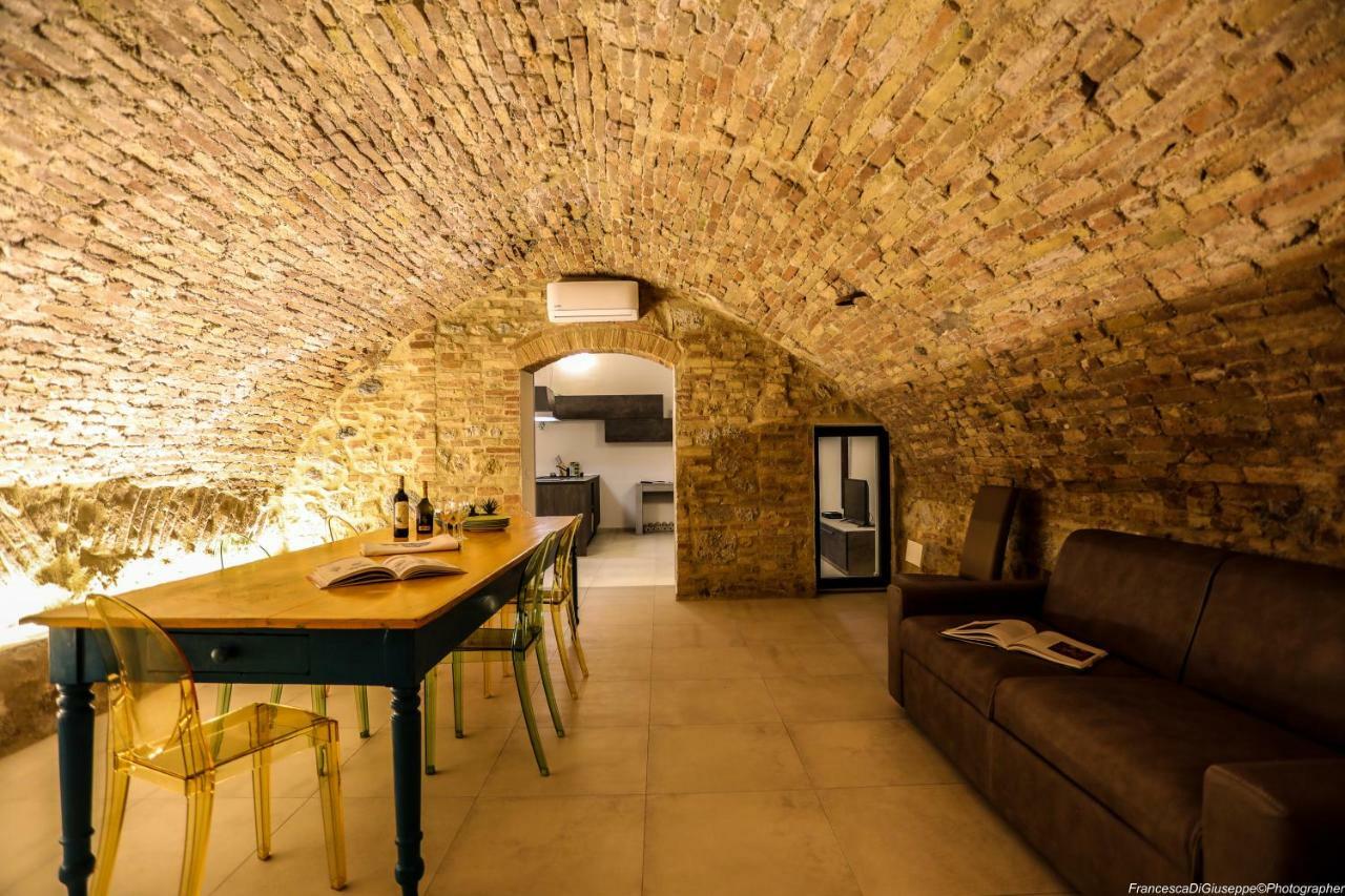 Apartamento The Tower'S Garden San Gimignano Exterior foto