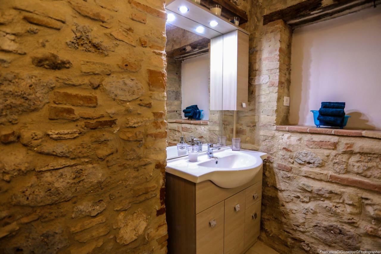 Apartamento The Tower'S Garden San Gimignano Exterior foto